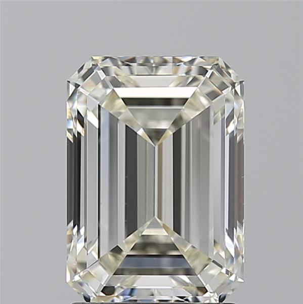 2.230 L VS2 Virtual Selection Emerald Diamond