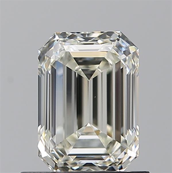 0.910 K VVS2 Virtual Selection Emerald Diamond