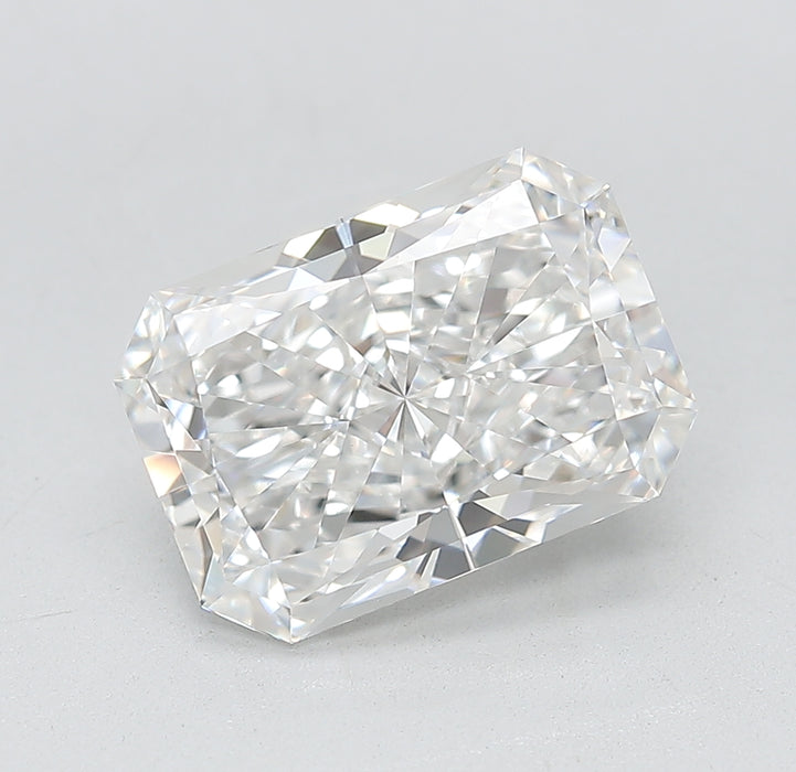 3.11000 E VVS2 BG Select Lab Grown Radiant Diamond