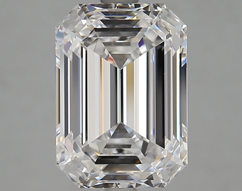 4.02000 D VVS2 BG Select Lab Grown Emerald Diamond