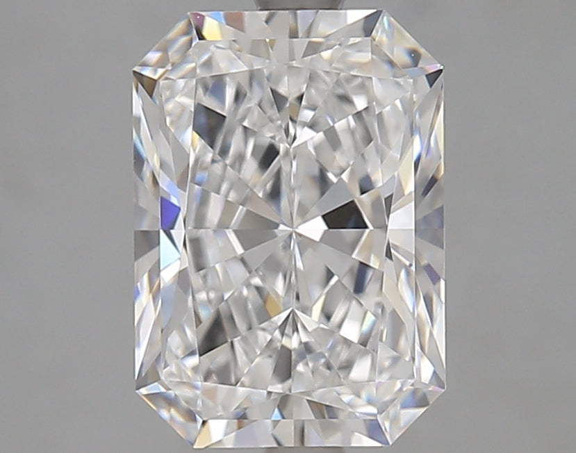 3.13000 D VVS2 BG Select Lab Grown Radiant Diamond