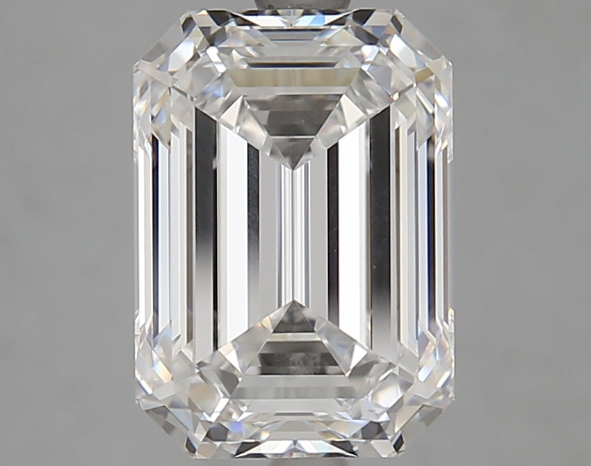 4.02000 D VVS2 BG Select Lab Grown Emerald Diamond