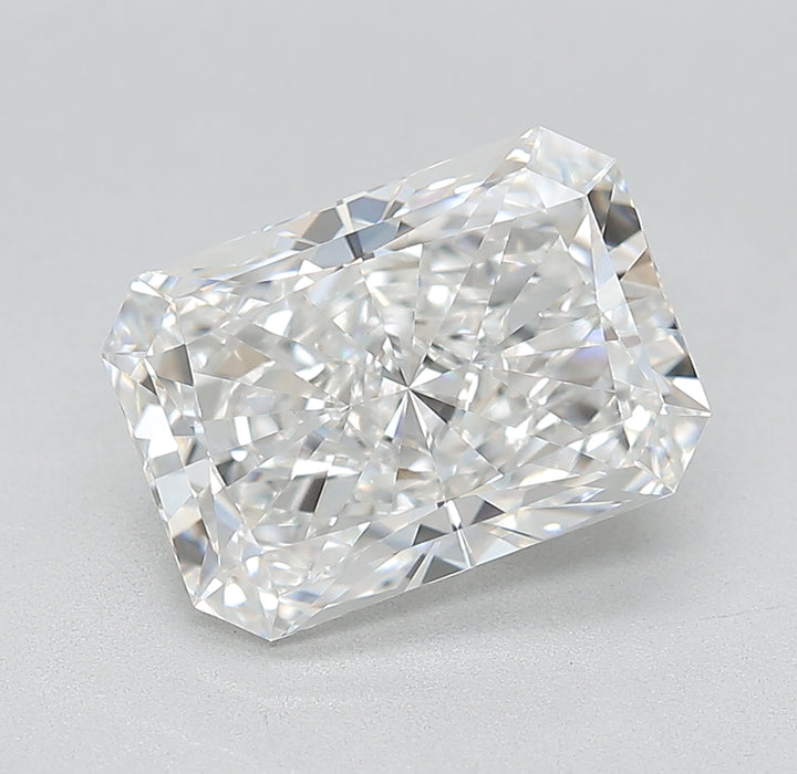 3.19000 E VVS2 BG Select Lab Grown Radiant Diamond