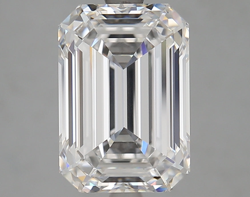 4.00000 D VVS1 BG Select Lab Grown Emerald Diamond