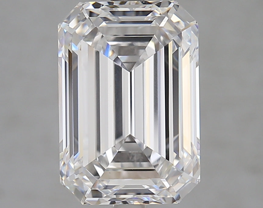 4.02000 D VVS2 BG Select Lab Grown Emerald Diamond