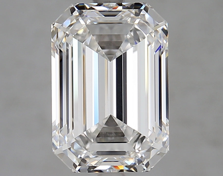 4.11000 D VVS1 BG Select Lab Grown Emerald Diamond