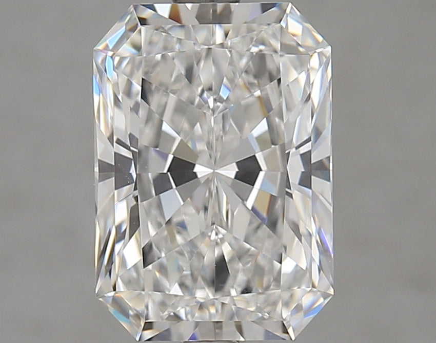 3.03000 E VS1 BG Select Lab Grown Radiant Diamond