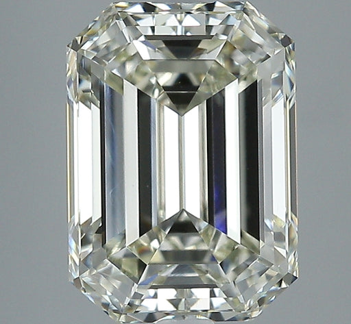 3.82ct Emerald L VVS2 Natural Diamond