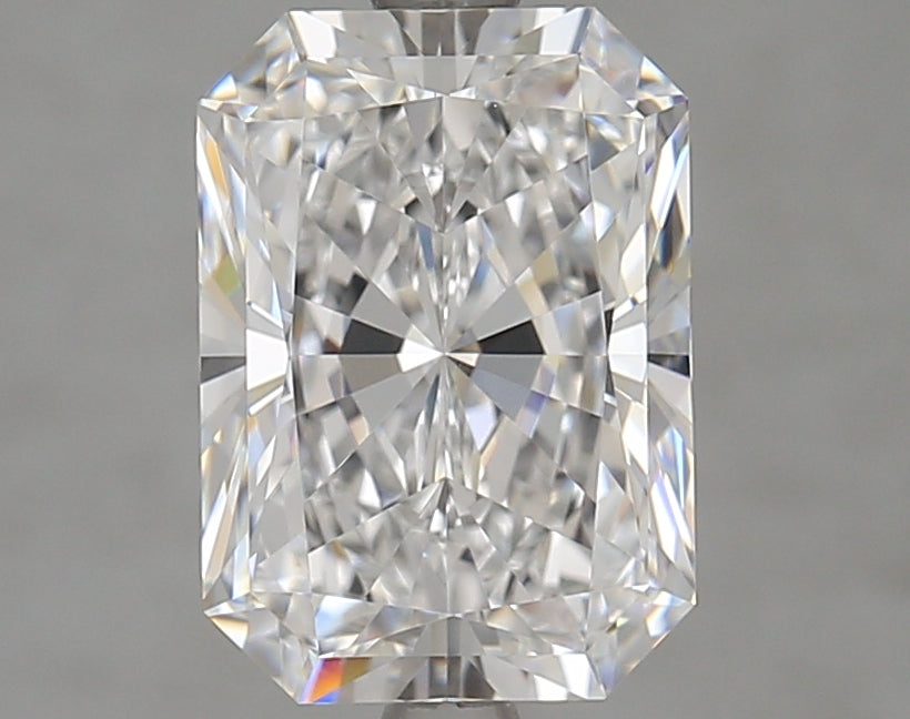 3.04000 E VVS2 BG Select Lab Grown Radiant Diamond