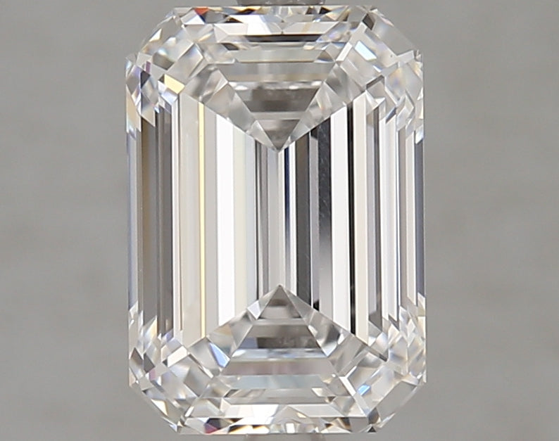 3.02000 D VVS1 BG Select Lab Grown Emerald Diamond