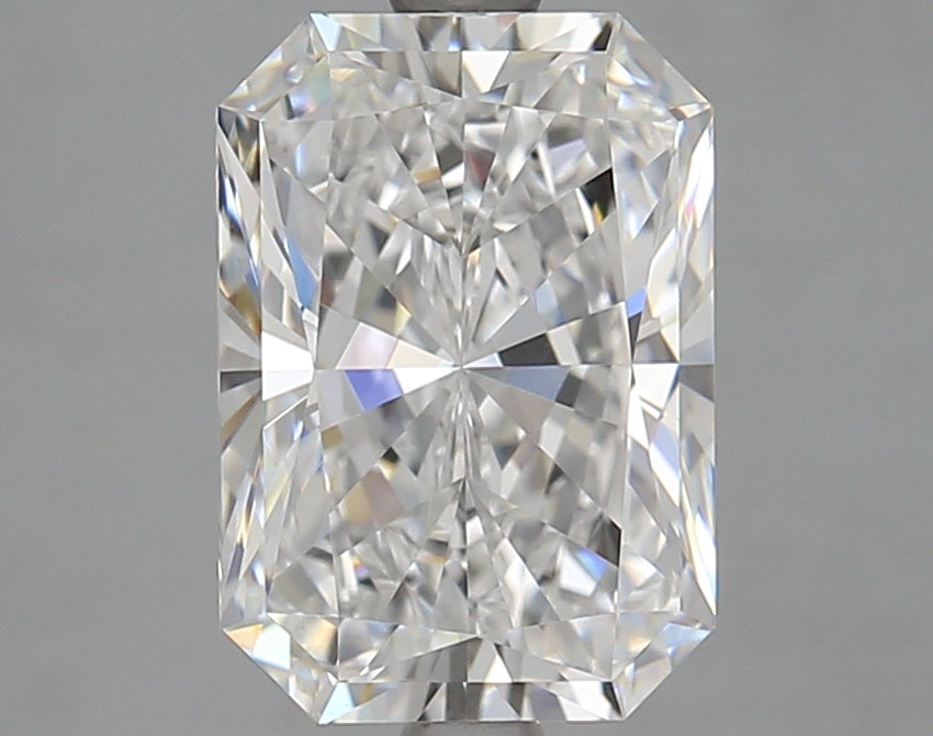 4.08000 E VS1 BG Select Lab Grown Radiant Diamond