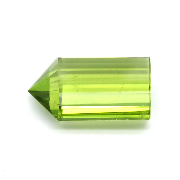10.92 VI1 Pear Yellowish Green Peridot
